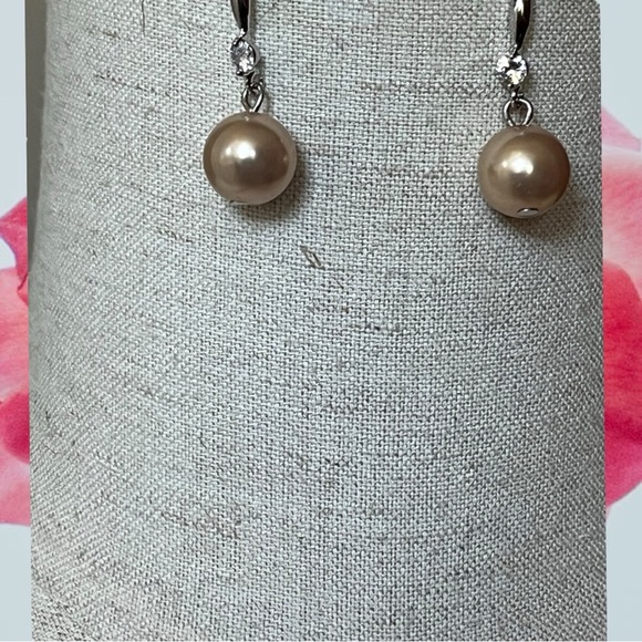 Chandelier Champagne Pearl Crystal Renaissance Cross Necklace & Earrings Set - Picture 7 of 8